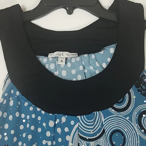 Moa Moa, Blue sleeveless top with Sequins, Sz M - Picture 4 of 6